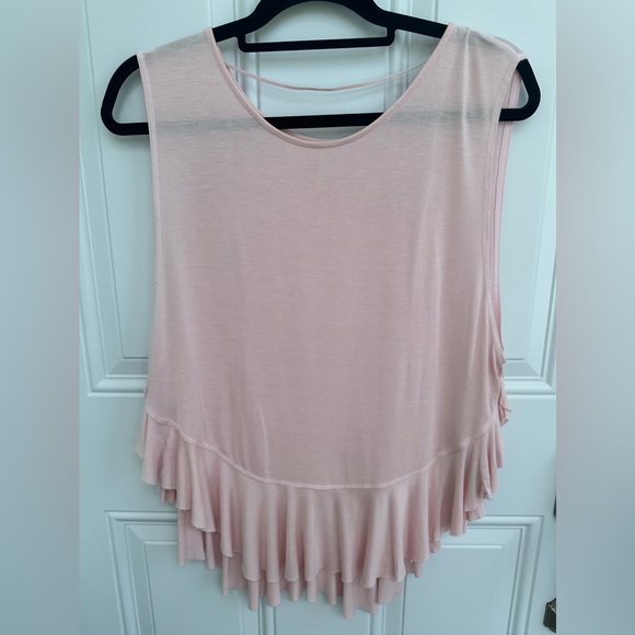 Free People We The Free Uptown Pink Sleeveless Ruffle V-Hem Tank Top Medium - Picture 2 of 10